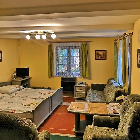 V Centru U Moravcu Guest house