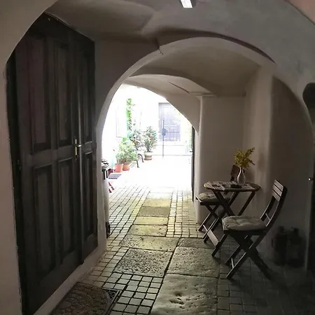 V Centru U Moravců